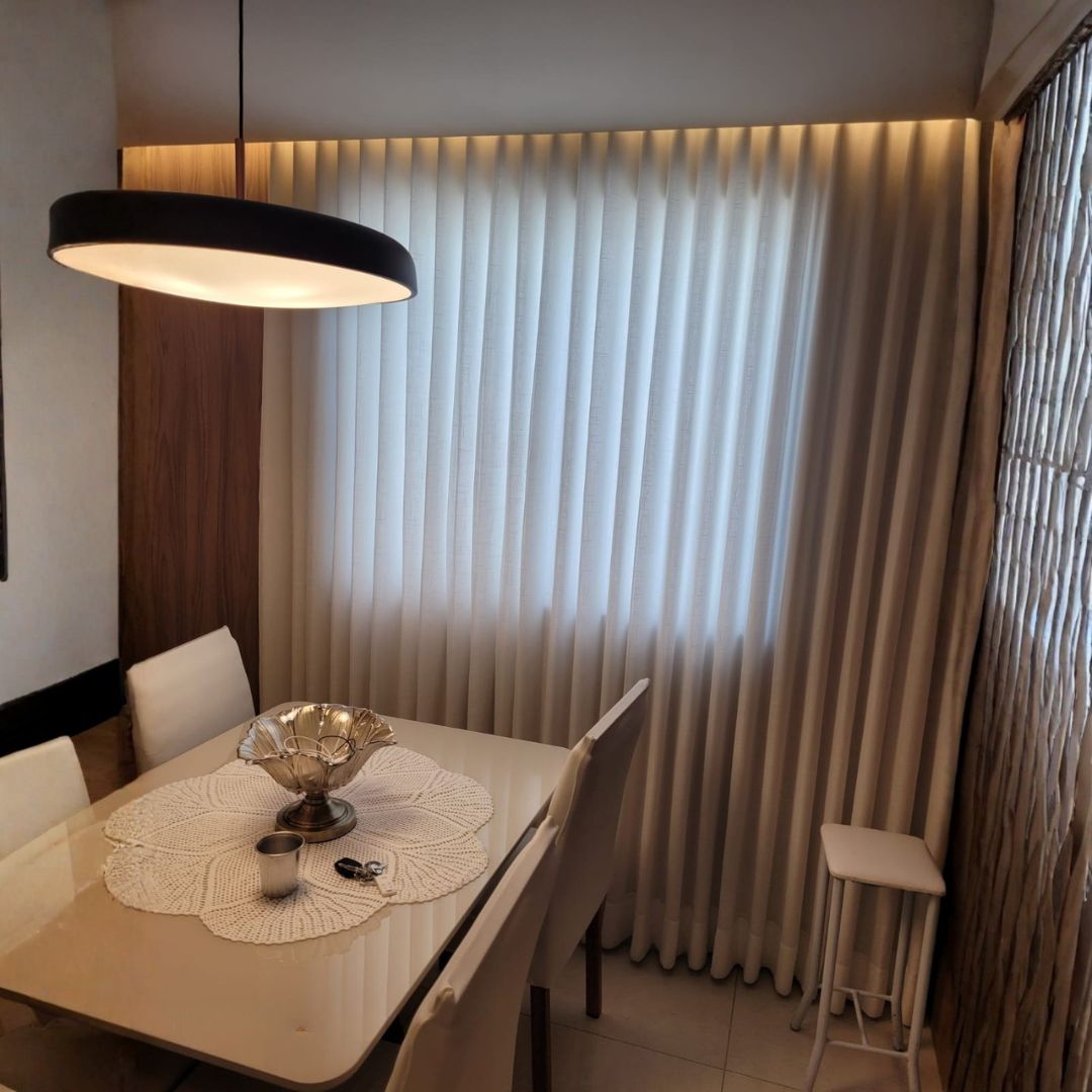 Cortina de Linho Suíço sob medida para sala de jantar – Belo Horizonte — Belo Horizonte