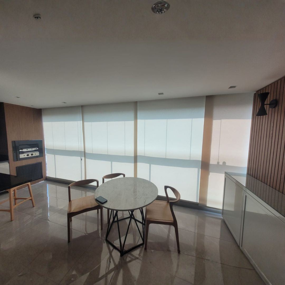 Persiana Rolo Tela Solar sob medida para sala premium – BH — Belo Horizonte